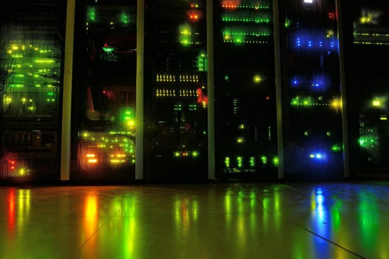 AI Data Center Surge Draws Hundreds of Billions and Devours Power, Sparks Sustainability Alarm